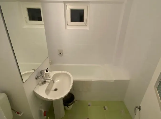 Victoriei By * Bukurešť